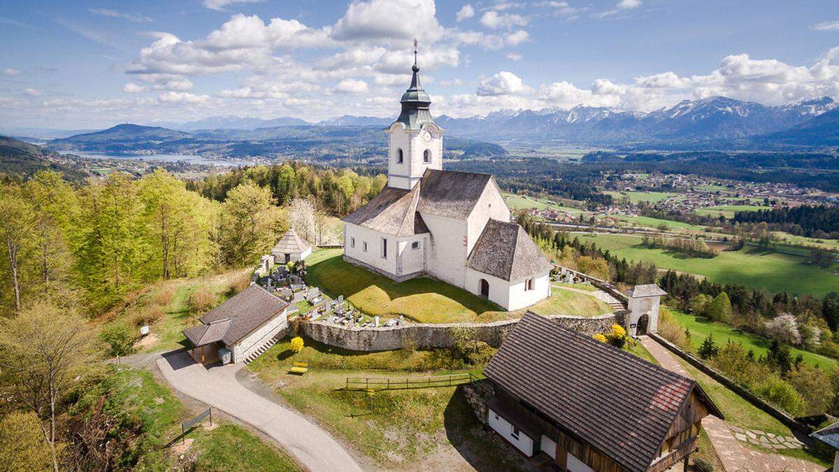 Essen und Aussicht genießen kann man in der Messnerei am Sternberg, die an der Wahl zum beliebtesten Genussplatz teilnimmt