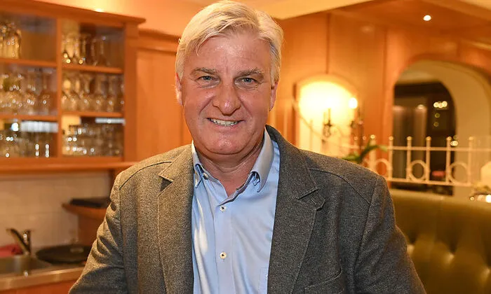 Unternehmer Christian Brugger unterstützt "Kärntner in Not" wieder mit 15.000 Euro