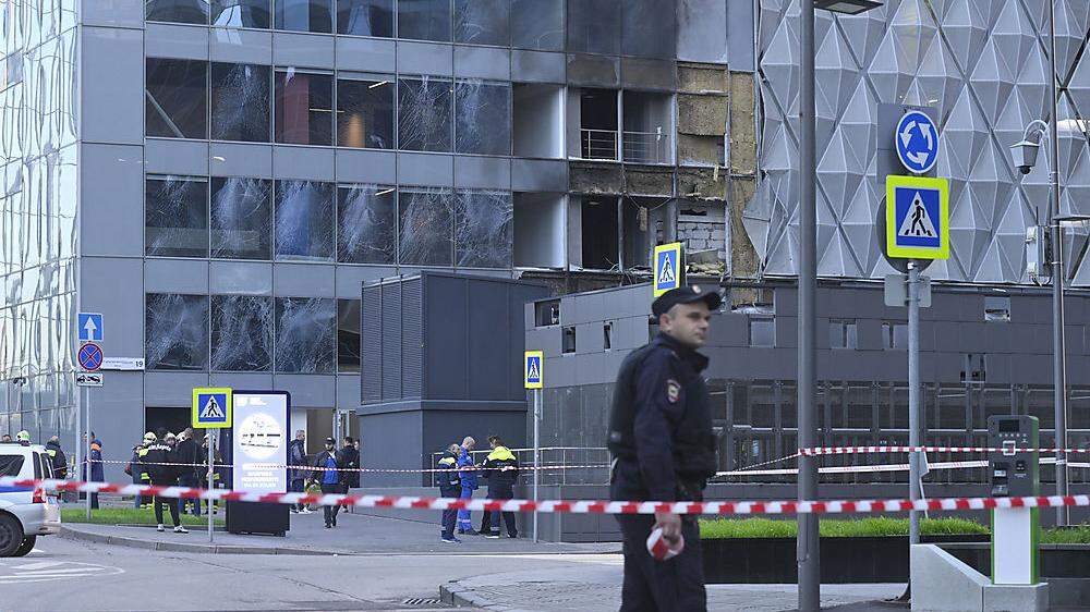 Moskau wurde Ziel eines Drohnenangriffs, zwei Bürogebäude wurden beschädigt 