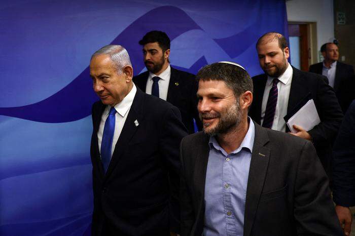 Israels Premier Benjamin Netanjahu (links) und Finanzminister Bezalel Smotrich