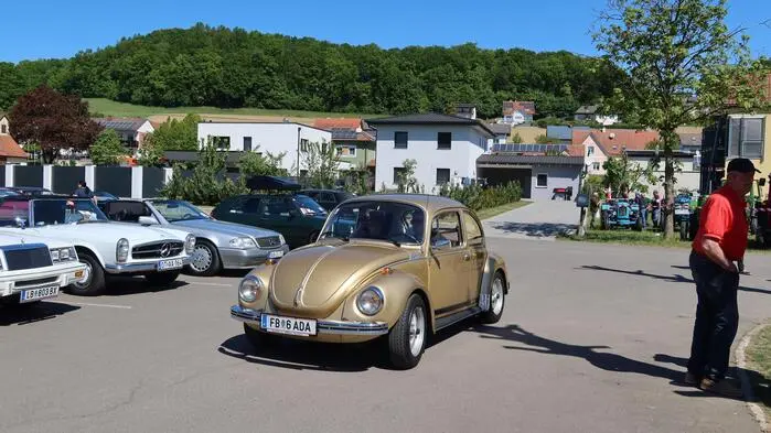 Der Oldtimerklub „Blechmobil“  organisierte das Oldtimertreffen in Brunn bei Fehring