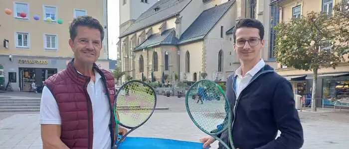 Philipp Coloini (rechts) mit KTV-Turnierreferent Gernot Dreier