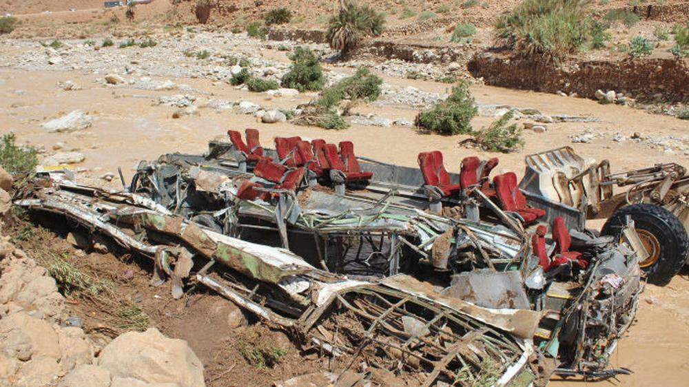 Mindestens elf Tote bei Busunglück in Marokko