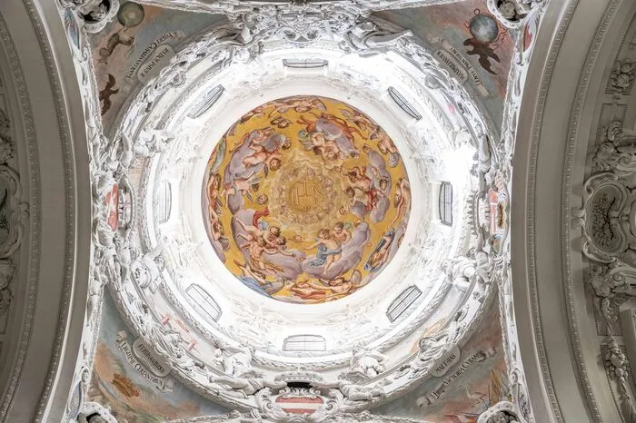 Innendekoration Mausoleum