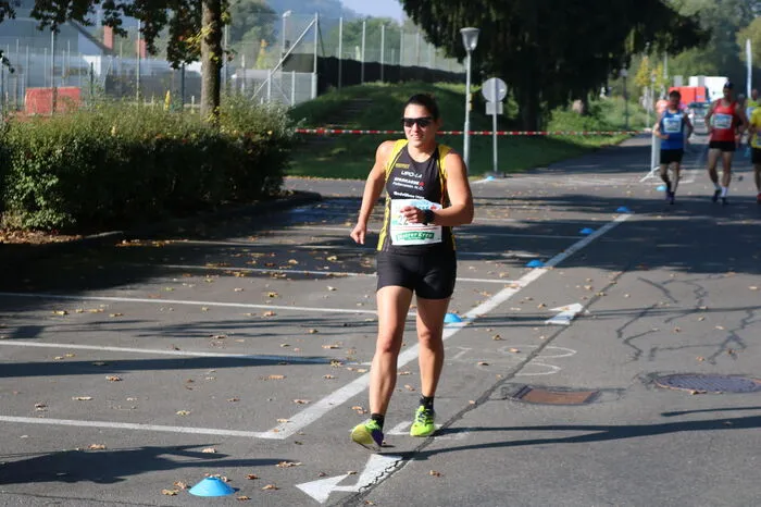 Bei den Damen sicherte sich Barbara Hollinger den Staatsmeistertitel über die 20 Kilometer.