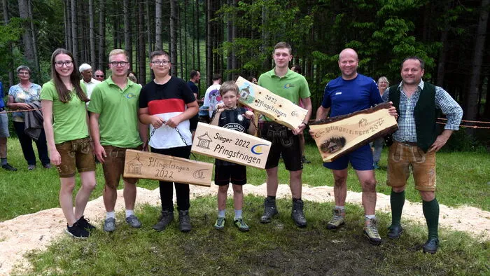 Treffpunkt für viele Leute aus der Region Oberwölz war am Pfingstsonntag die Hubertuskapelle in Eselsberg.