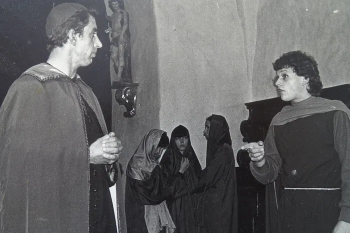 1982: In der Weizer Taborkirche wurde "Mord im Dom" zum Besten gegeben.