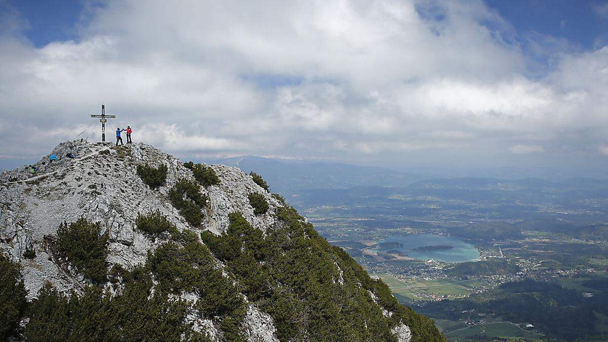 Im Tagesverlauf soll über dem Mittagskogel und dem Faaker See die Sonne durchkommen