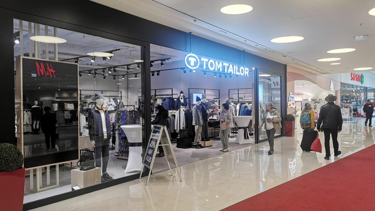 Am 2. November hat „Tom Tailor“ die neue Filiale im „Tenorio“ eröffnet