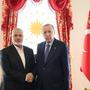 Der türkische Präsident Recep Tayyip Erdogan hat am Samstag den Chef der radikalislamischen Hamas, Ismail Haniyeh empfangen 