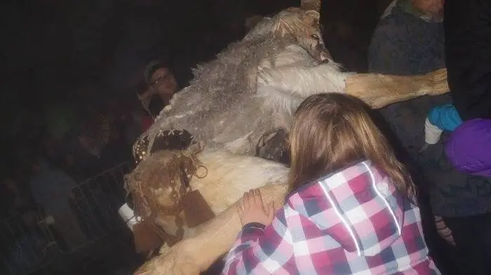 Die finsteren Gesell zeigten sich in voller Pracht im Ortszentrum.