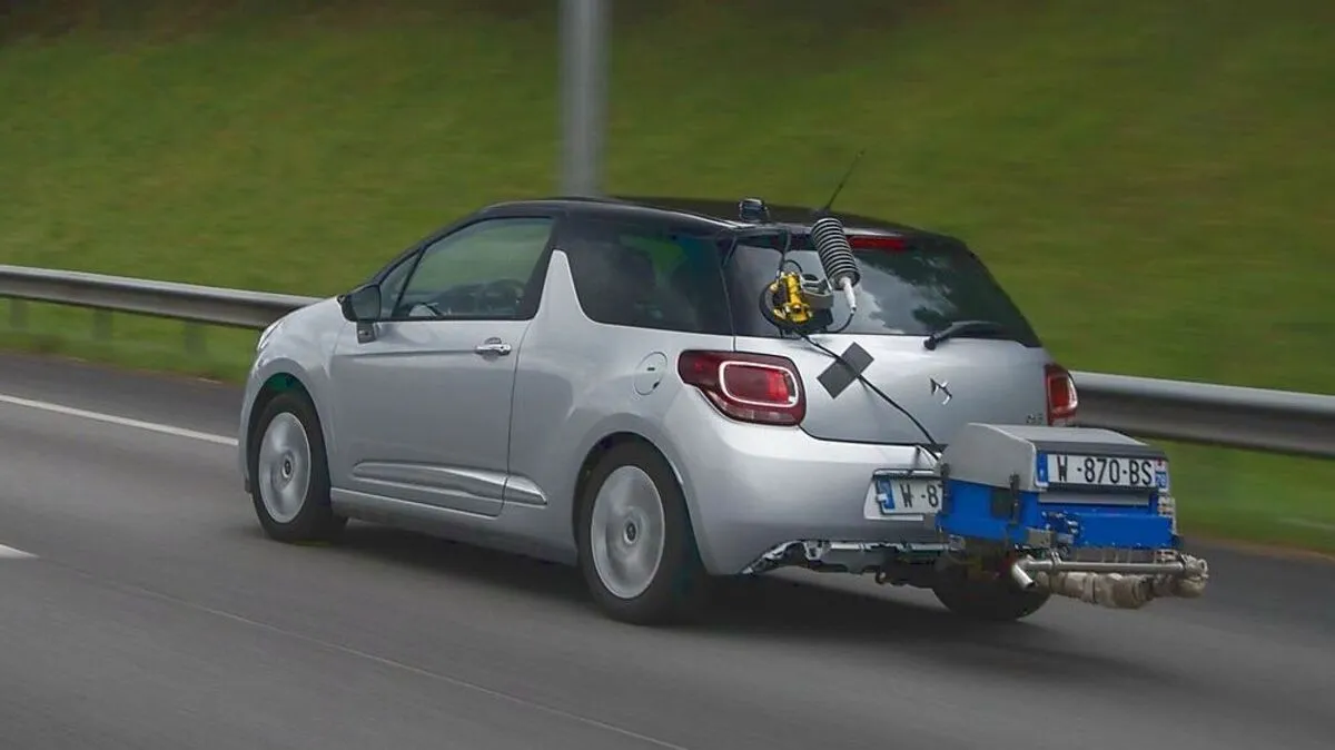 Ein DS 3 bei den Verbrauchstests