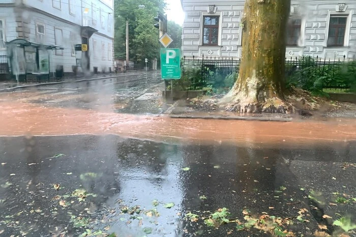 In Graz kam es zu einer Überschwemmung in der Elisabethstraße.