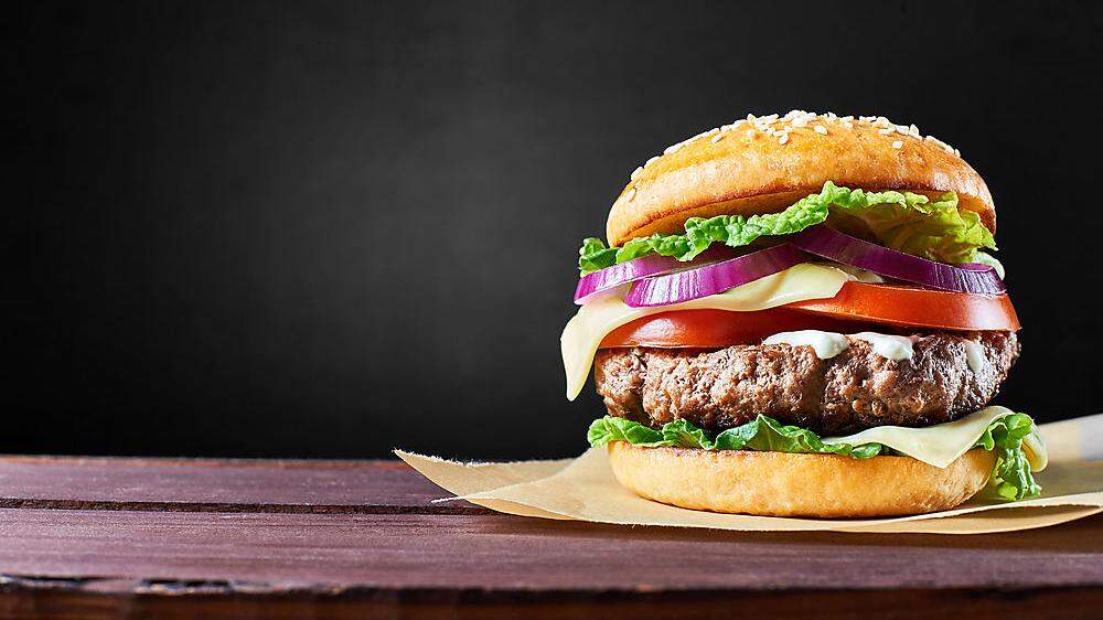 Die Fleischersatzfirma &quot;Beyond Meat&quot; hat mit ihren veganen Laberl jetzt auch McDonald's erreicht (Symbolbild)