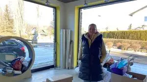 Eva Wolfsberger in den Räumlichkeiten des neuen „Cathouse Murtal“, die aktuell noch umgebaut und adaptiert werden