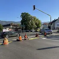Klimakleber blockierten den Morgenverkehr in Leoben