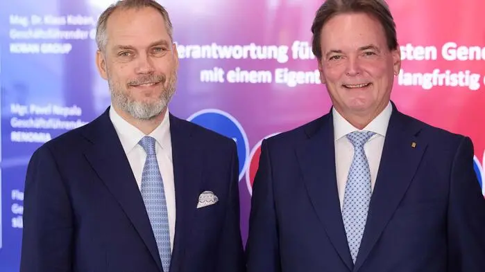 Gehen Makler-Partnerschaft ein: Pavel Nepala (Geschäftsführer der Renomia Group)  und Klaus Koban (CEO und geschäftsführender Gesellschafter von Koban, von links)