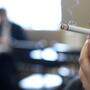 Frühere Einführung von Verbot in Gastronomie und Zigarettenverkaufsverbot an Personen unter 18 gefordert 