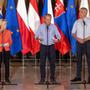 Polens Premier Donald Tusk mit Ursula von der Leyen und Kanzler Karl Nehammer bei der Pressekonferenz nach dem Flutgipfekl in Wroclaw am 19. September