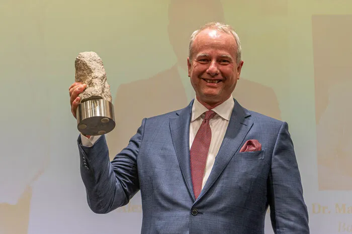 In der Kategorie Produktion wurde Alexander Everke von der ams AG mit dem ersten Platz prämiert. Eine klare Strategie sei für ihn entscheidend für Erfolg und die besten Mitarbeiter zu haben.