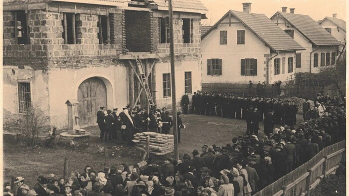 Dachgleichenfeier nach der Aufstockung des Rüsthauses 1950.