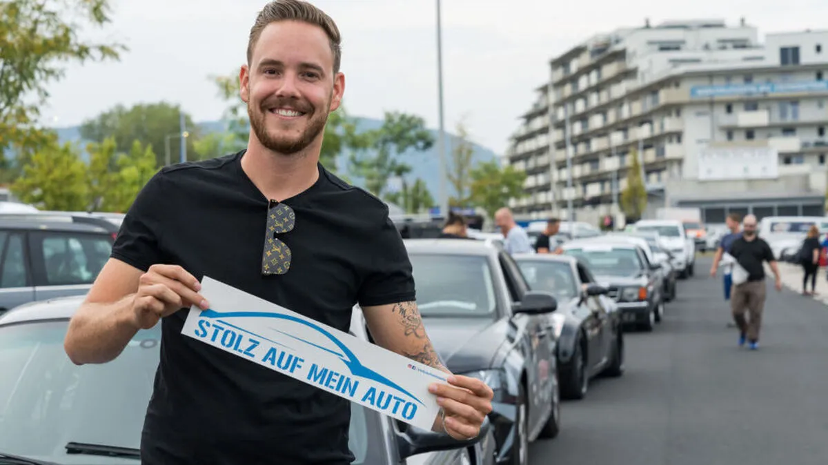 Die überparteiliche Plattform "Stolz auf mein Auto" lud zum rollenden Protest