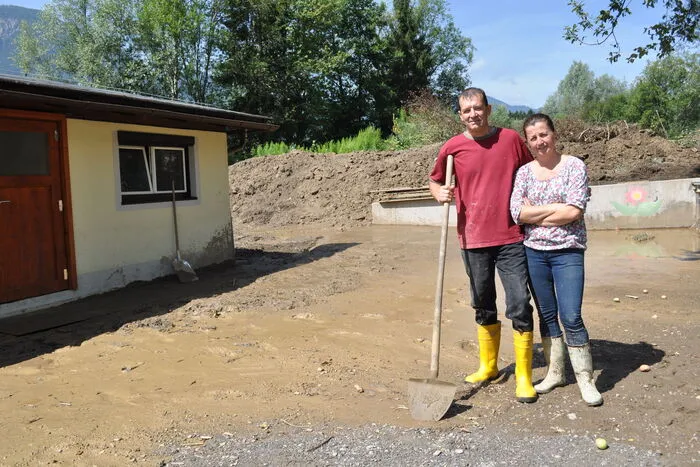 Die Campingplatzbetreiber Ernst und Angelika Ebenberger hatten nach der ersten Mure gerade erst wieder alles in Ordnung gebracht.