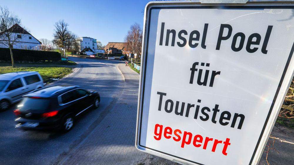 Urlauber müssen die deutschen Tourismusgebiete an der Ostsee verlassen