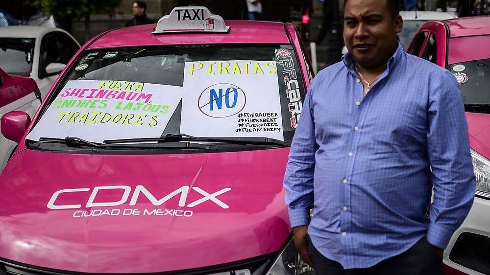 Weltweit demonstrieren Taxifahrer gegen Uber und Co. Wie hier in Mexiko Stadt.