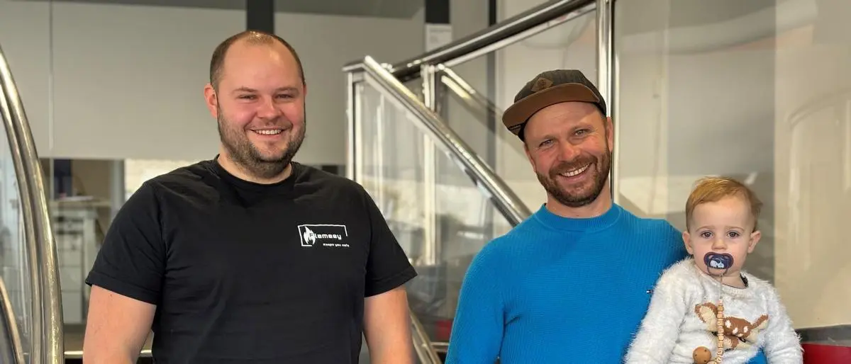 Berni Reinwald und Christian Dorner mit seiner Tochter