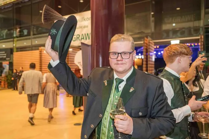 Auch der traditionelle Trachtenhut darf nicht fehlen