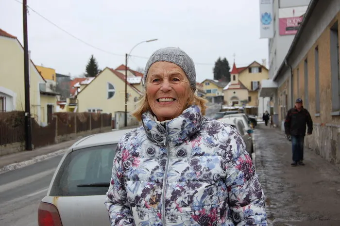 Gerda Moskon: "Das neue Linksabbiegeverbot in der Plüddemanngasse ist eine Katastrophe. Es kennt sich keiner aus, viele halten sich nicht dran und es ist umständlich. Auch die neuen, hohen Häuser am Anfang der Waltendorfer Hauptstraße sind eine Katastrophe."