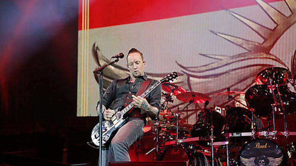 Volbeat-Frontmann Michael Poulsen in Aktion