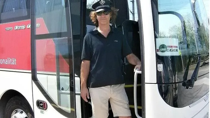 Ab 1. Oktober sollen die Busse von Josef Nothegger (im Bild) von Innsbruck bis nach Spittal und retour fahren