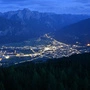 Die Webcam am Zettersfeld bietet einen faszinierenden Ausblick auf die erleuchtete Stadt Lienz | Die Webcam am Zettersfeld bietet einen faszinierenden Ausblick auf die erleuchtete Stadt Lienz. Flächendeckende LED-Lampen sollen in Zukunft Energie sparen und für weniger Lichtverschmutzung sorgen