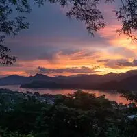 Der Mekong im Abendrot: Der Aufstieg auf den Phou Si in Luang Prabang lohnt sich