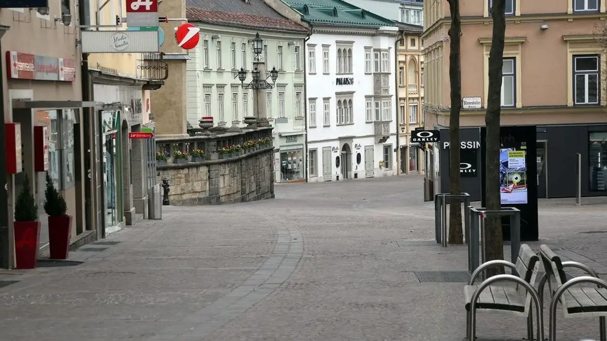 Derzeit zeigt sich die Villacher Innenstadt noch menschenleer