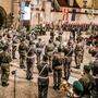Im Klagenfurter Landhaushof haben am Sonntag die steirischen Militärmusiker ihren großen Auftritt