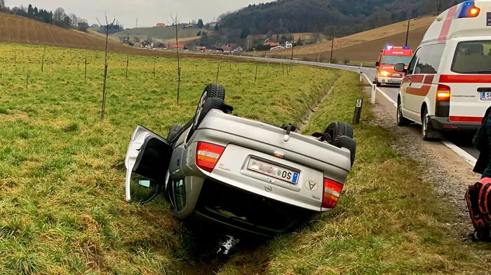 Zwei Verletzte mussten ins Spital gebracht werden.