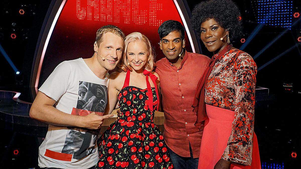 Die Jury hört genau hin: Oliver Pocher, Missy May, Ramesh Nair und Dorretta Carter