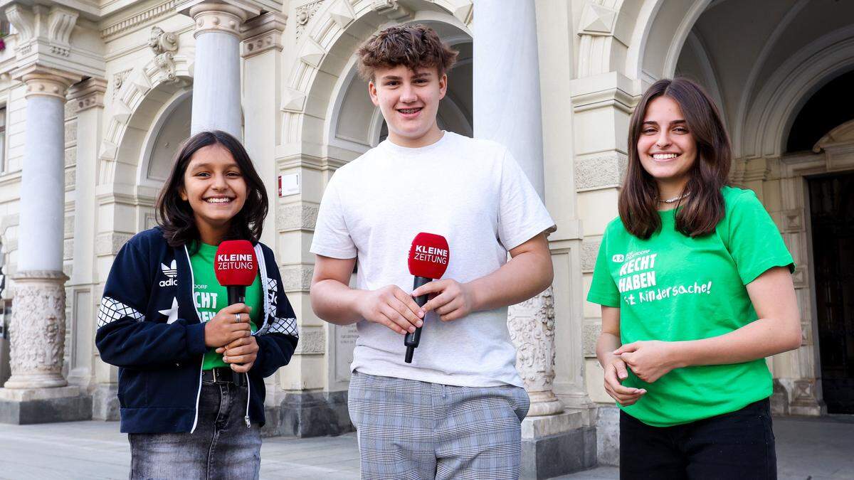 Malina (10), Lars (12) und Talina (13) statteten allen Parteien einen Besuch ab.