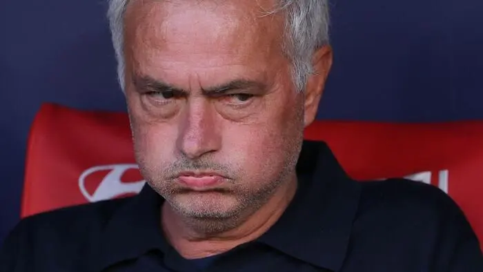 Jose Mourinho war nach der Derby-Niederlage nicht gut auf die Schiedsrichter zu sprechen