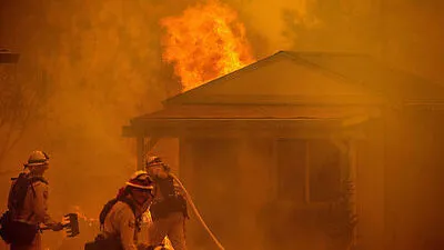 Die Feuerwehr ist seit Wochen im Einsatz