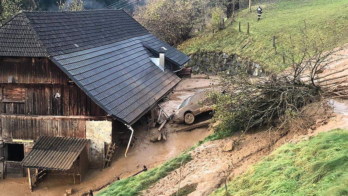 Eine Mure erfasste vor zwei Wochen dieses Haus in Trebesing. Verletzt wurde niemand