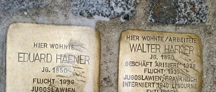 Stolpersteine für Eduard Hafner und Walter Hafner in der Neutorgasse wurden zerkratzt