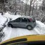 Ein querstehendes Auto bei Schneefahrbahn | Der ÖAMTC Kärnten hat für die Kälteperiode vorgesorgt, viele Technikerinnen und Techniker sind im Einsatz
