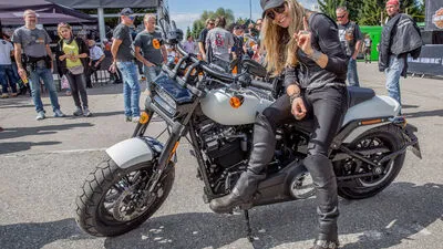Voriges Jahr war Karen Davidson am Faaker See. Auch heuer mischen Biker-Ladies kräftig mit