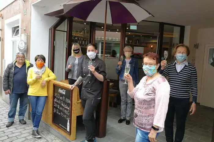 Große Freude über die Wiedereröffnung bei der Konditorei Crema von Silke Spreitzer in Murau