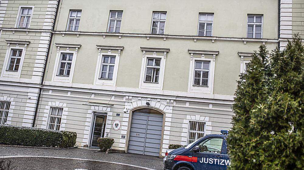 Die Verdächtigen wurden in die Justizanstalt Klagenfurt gebracht