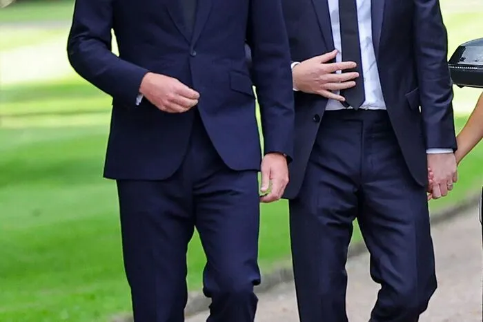 William und Kate sollen jedoch Harry und Meghan zu dem gemeinsamen Auftritt eingeladen haben, wie ein Sprecher des Paares mitteilte.
